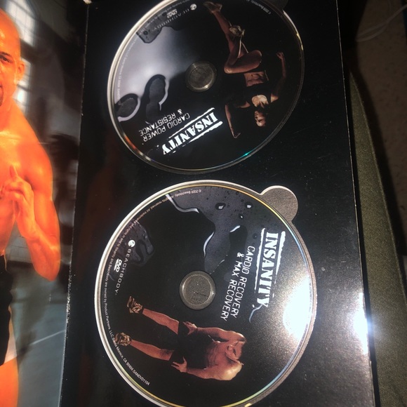 Insanity exercise tapes - Picture 3 of 6